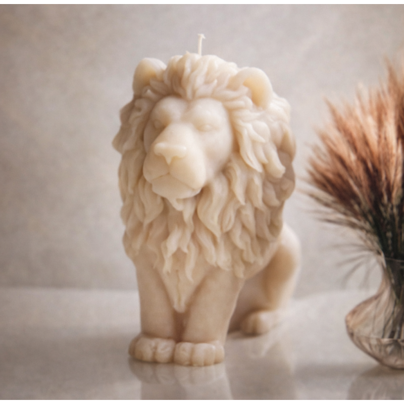 Löwen Kerze